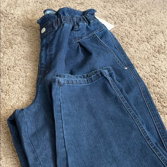 Pants - Picture 4 of 7